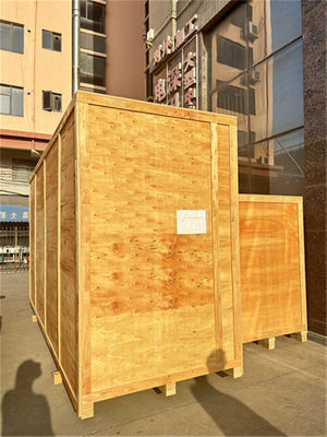 시험 연구소는 전선에 대한 수직 화염 확산 저항 시험을 수행합니다. 시험 장비